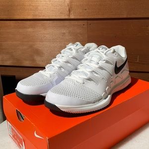 Nike women’s Air Vapor X tennis shoes size 7.5 NIB
